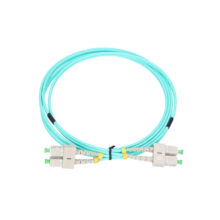 Cable de conexión Extralink Patchcord SC/APC-SC/APC multimodo OM3 duplex con 3 mm de grosor y 5 metros de longitud. SKU: EX.1292