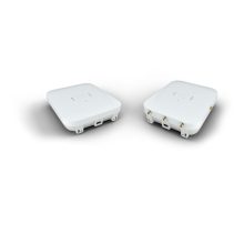 Extreme Networks Tri-Radio Access Point 410e con 4800 Mbit/s en color blanco, compatible con Energía sobre Ethernet (PoE), SKU AP410E-WR