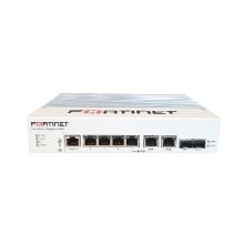 Imagen del Fortinet FortiGateRugged-60F, un firewall con FortiCare Premium y FortiGuard Enterprise Protection por 12 meses. SKU FGR-60F-BDL-809-12.