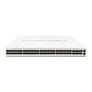 Fortinet FortiSwitch-1024E con 24 slots GE/10GE SFP/SFP+ y 2 slots 100GE QSFP28. SKU FS-1024E. Controlador compatible FortiGate para redes cableadas
