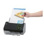 Escáner de documentos Ricoh fi-8040 con alimentador automático (ADF) y manual, resolución de 600 x 600 DPI, tamaño A4, en color negro y gris, SKU PA03836-B001