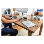 Imagen del HP ProBook x360 435 G7 con procesador AMD Ryzen 7 4700U, pantalla táctil de 13.3 pulgadas Full HD, 8 GB DDR4-SDRAM, 256 GB SSD, Wi-Fi 6 y Windows 10 Pro. SKU 175W9EA.