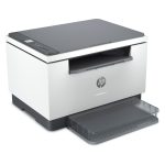 Vista frontal de la impresora multifunción HP LaserJet modelo M234dw con WiFi, SKU 6GW99F#B19, ideal para oficinas y hogares.