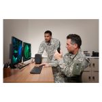 HP t740 Thin Client con procesador de 3,25 GHz, Windows 10 IoT Enterprise, pesa 1,33 kg, color negro. SKU 6TV54EA#ABB