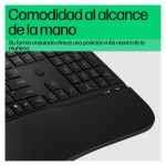 Vista superior del HP Teclado con Cable 480 Comfort, diseño ergonómico y resistente, SKU 8T6M1AA#ABE