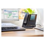 Poly teléfono multimedia empresarial modelo CCX 500 con tecnología SIP abierto y habilitación para alimentación a través de Ethernet, SKU 82Z78AA