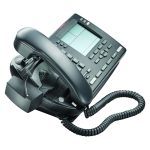 Imagen del Poly Brazo Elevador HL10 con accesorio detector de llamadas, SKU 8A7E3AA. Ideal para gestión eficiente de llamadas.