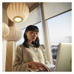 Auriculares Poly Voyager Free 20 negros con estuche de carga básico. SKU 946C3AA#ABB