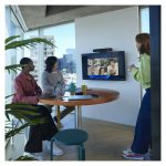 Barra de vídeo USB Poly Studio R30 con control remoto Bluetooth, incluye SKU 9U3T1AA, ideal para videoconferencias