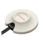 Imagen de la base de carga Poly Sync 40 con fuente de alimentación universal. SKU 85R78AA