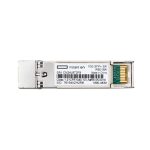 Vista del HPE Aruba Networking Instant On 10G SFP+ LC SR 300m OM3 MMF Transceiver, SKU R9D18A, con conector LC y soporte para hasta 300 metros.