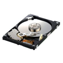 IBM disco duro interno de 3TB con velocidad de 7200 RPM, interfaz SAS, y tamaño de 3.5 pulgadas. SKU: 81Y9886