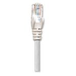 Cable de red Intellinet Cat5e UTP blanco de 10 metros, ideal para conexiones de alta velocidad SKU 345064