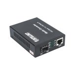 Convertidor de medio Intellinet 10000 Mbit/s en color negro con SKU 508193.