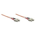Cable de fibra óptica Intellinet SC/SC de 5 metros color naranja, SKU 510332, ideal para conexión en centros de datos.