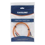 Cable de fibra óptica Intellinet SC/SC de 5 metros color naranja, SKU 510332, ideal para conexión en centros de datos.