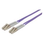 Cable de fibra óptica Intellinet de 1 metro, modelo 750875, con conectores LC violeta. Ideal para InfiniBand y cableado de centro de datos.