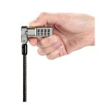 Kensington Candado de combinación universal 3 en 1 para portátiles, clave de seguridad y diseño robusto. Ideal para proteger tu laptop. SKU: K62316WW