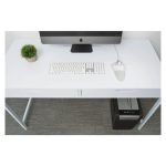 Kensington Trackball Orbit con anillo de desplazamiento en color blanco, modelo K72500WW. Ideal para precisión y comodidad.