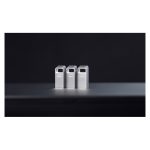 Unidad flash USB Kingston Technology DataTraveler con 256GB de almacenamiento, velocidad de transferencia de 200MB/s y diseño metálico. SKU: DTMC3G2/256GB