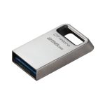 Unidad flash USB Kingston Technology DataTraveler con 256GB de almacenamiento, velocidad de transferencia de 200MB/s y diseño metálico. SKU: DTMC3G2/256GB