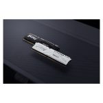 Imagen de la memoria RAM Kingston FURY Beast con 32GB, DDR5, 6000MT/s y CL36 en color negro, SKU KF560C36BBE-32