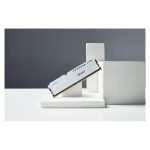 Imagen de la memoria RAM Kingston Technology FURY Beast de 16GB con velocidad de 6800MT/s DDR5, latencia CL34, color blanco y tecnología EXPO, SKU KF568C34BWE-16