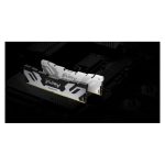 Memoria RAM Kingston Technology FURY 16GB DDR5 con 7600MT/s velocidad, CL38 latencia, modelo DIMM Renegade White XMP SKU KF576C38RW-16