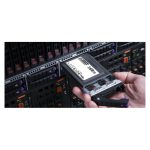 Disco duro Kingston Technology DC1000M de 7,68 TB, formato 2.5 pulgadas, interfaz U.2 NVMe y tecnología 3D TLC, SKU SEDC1000M/7680G