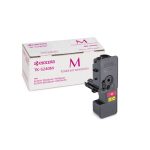 Cartucho de tóner magenta original KYOCERA TK-5240M para impresoras, SKU 1T02R7BNL0, ideal para obtener impresiones nítidas y vibrantes.