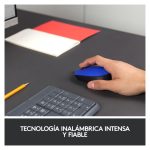 Vista frontal del Logitech M170, ratón inalámbrico gris con diseño compacto, SKU 910-004640