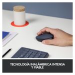 Imagen del ratón Logitech M170 en gris, diseño ambidextro, RF inalámbrico, óptico, con 1000 DPI. SKU 910-004642