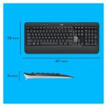 Teclado Logitech modelo 920-008677 color negro y blanco, incluye ratón y conexión USB, diseño QWERTZ suizo