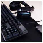 Teclado Logitech G 920-009370 para juegos con conexión USB en color carbono, diseño en inglés