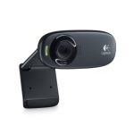 Logitech HD Webcam C310 con una resolución de 5 megapíxeles y capacidad de video HD 1280 x 720 Pixeles, modelo 960-000586, en color negro. Conexión USB.