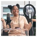 Webcam Logitech StreamCam con grabación Full HD, perfecta para streaming de alta calidad - SKU 960-001297