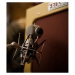 Micrófono de estudio Blue Microphones modelo mouse en color negro, ideal para grabaciones profesionales, SKU 988-000168