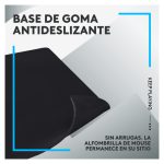 Imagen de la alfombrilla de ratón Logitech G G840, SKU 943-000778, muestra su gran tamaño y superficie uniforme para un deslizamiento preciso.