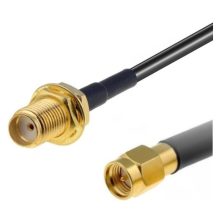 Cable coaxial MaxLink de 0,3 metros con conectores SMA en colores negro y oro. SKU 08-SF-SM-003