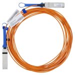 Cable de fibra óptica Mellanox Technologies InfiniBand de 5 metros con conector QSFP en color naranja. SKU MC220731V-005