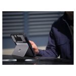 Microsoft Surface Go 3 con procesador Intel Core i3, 64 GB de almacenamiento, pantalla de 10.5 pulgadas, 4 GB de RAM, Wi-Fi 6, Windows 10 Pro, SKU 8V9-00028. Color platino.