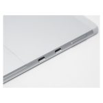 Imagen de la tablet Microsoft Surface Pro X con 256 GB de almacenamiento, 16 GB de RAM, pantalla de 13 pulgadas, Wi-Fi 5 y sistema operativo Windows 11 Pro en color platino (SKU: E8I-00004).