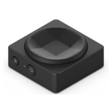 Imagen del Microsoft Adaptive D-pad Button, un teclado negro adaptativo con conexión Bluetooth y USB, SKU J85-00003