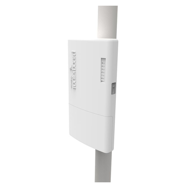 Mikrotik CRS105-5S-FB router Blanco 3 Uso en oficina del Mikrotik CRS105-5S-FB router Blanco