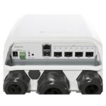 Router Mikrotik FiberBox Plus gestionado con Gigabit Ethernet, compatible con PoE, modelo CRS305-1G-4S+OUT, en color blanco