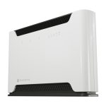 Router inalámbrico Mikrotik Chateau LTE12 con capacidades Gigabit Ethernet, doble banda de 2.4 GHz y 5 GHz, soporte 4G, color negro y blanco. SKU: D53G-5HacD2HnD-TC&EG120K-EA.