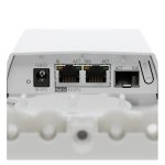 Imagen del Mikrotik FTC11XG, un rápido convertidor de medio en color blanco con SKU FTC11XG, ideal para mejorar conexiones de red.