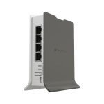 Imagen del router inalámbrico Mikrotik hAP ax lite LTE6, gris y blanco, con conectividad Gigabit Ethernet y banda única de 2.4 GHz. SKU: L41G-2axD&FG621-EA