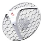 Imagen del Mikrotik LHG 2, una antena inalámbrica de 100 Mbps en color blanco con soporte para Energía sobre Ethernet (PoE), SKU RBLHG-2ND