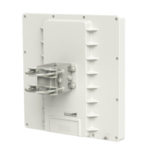 Punto de acceso inalámbrico Mikrotik QRT 2 blanco, energía sobre Ethernet (PoE) con SKU RBQRTG-2SHPND